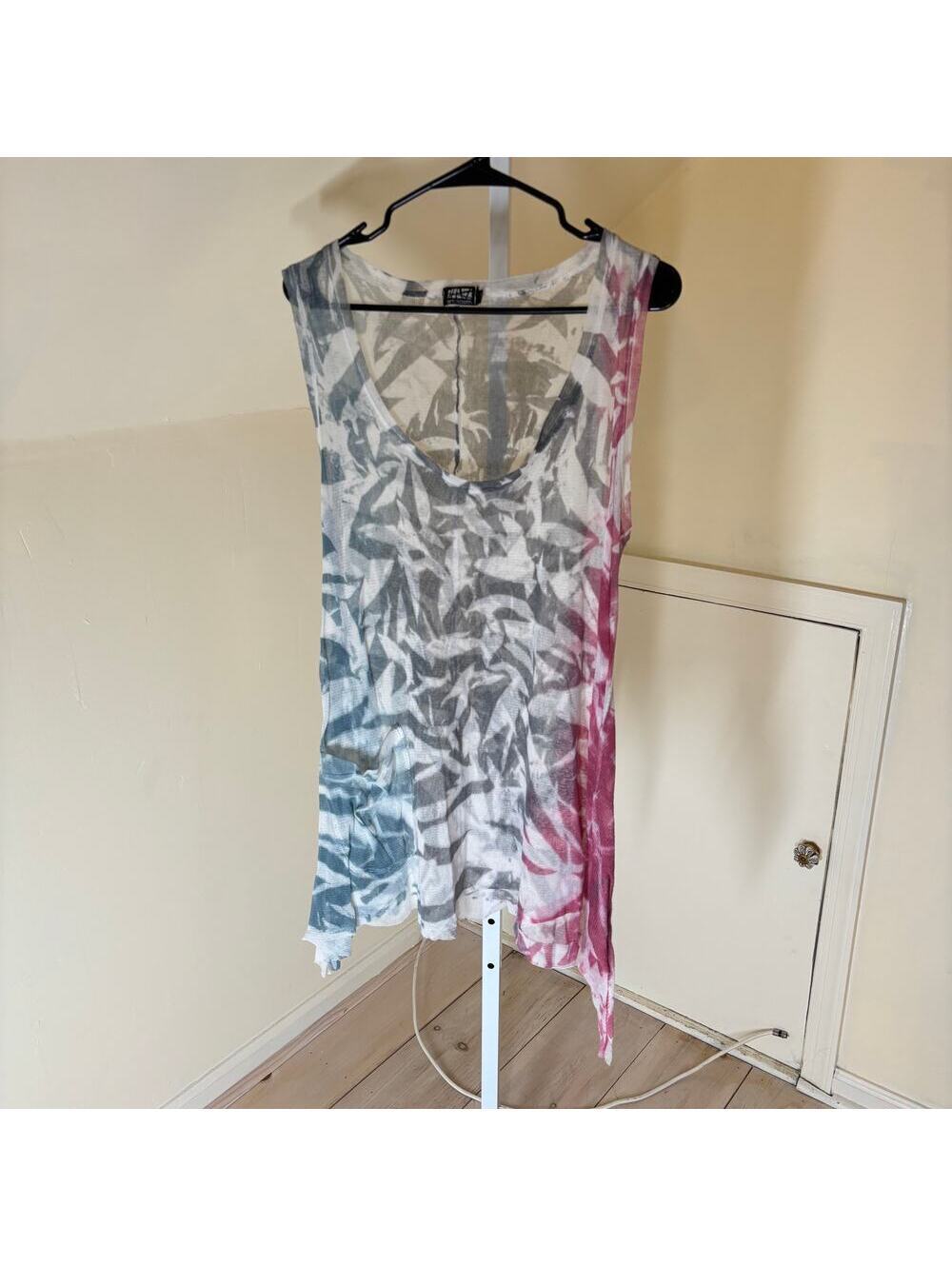 Art of Cloth NWOT Women's Gray Pink Blue Hombre Oversized Tank Size M